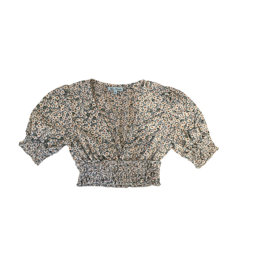 Cute crop top